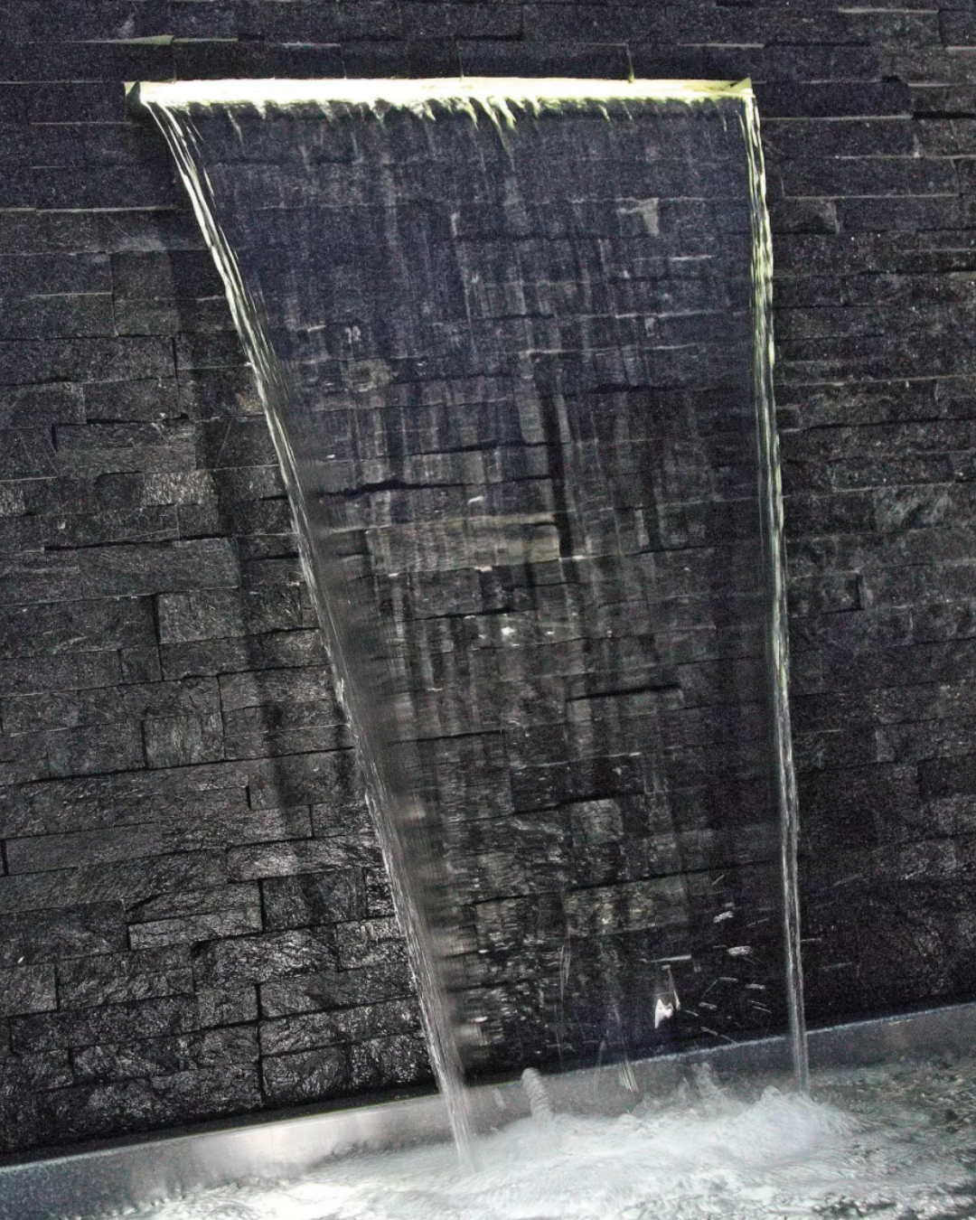 Waterfall Illumination 60